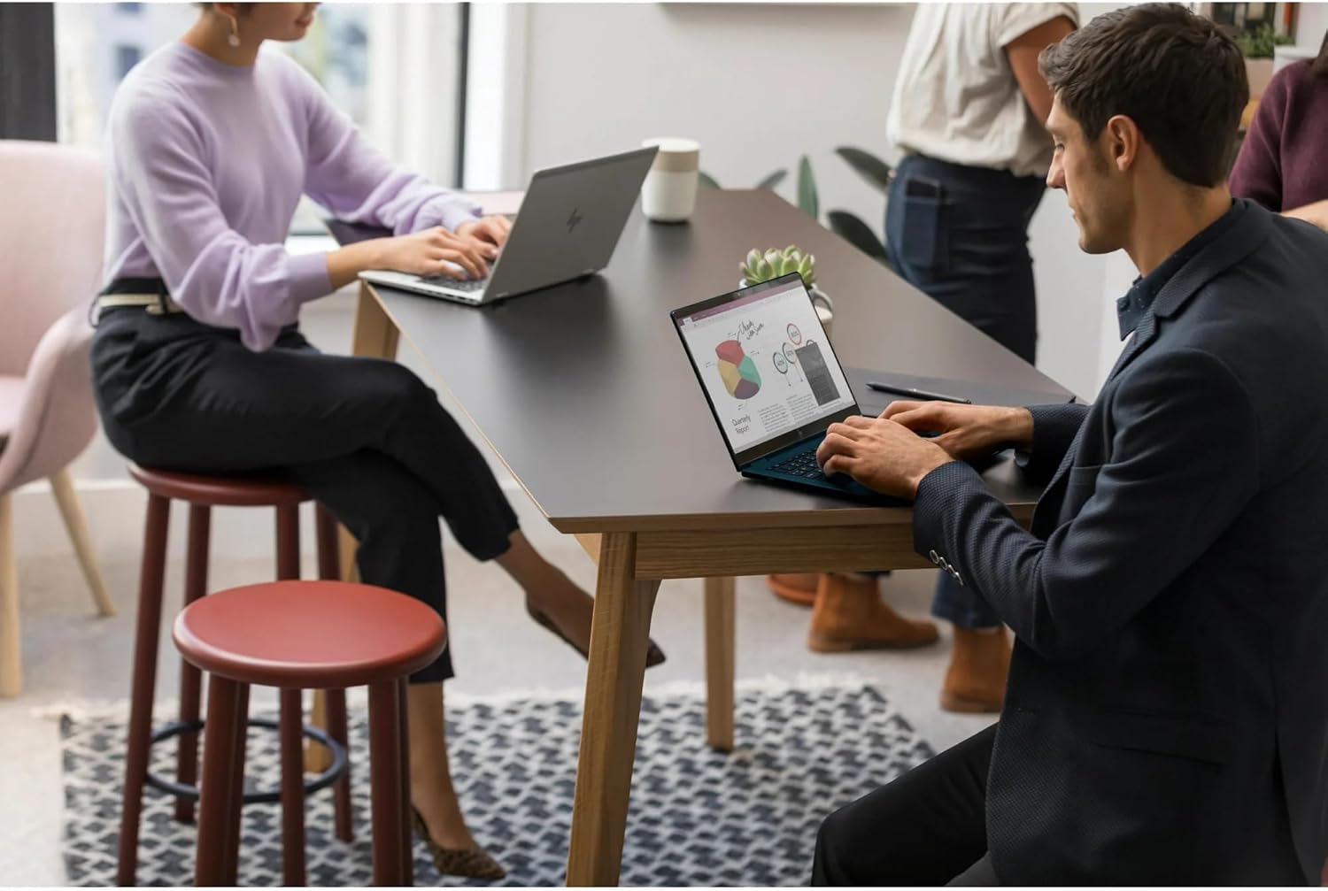 HP EliteBook 845 G8 14 英寸全高清商務筆記本電腦,AMD Ryzen 5 Pro 5650U 2.30GHz 處理器筆記本電腦,16GB RAM,512GB SSD,背光鍵盤,Windows 11 Pro(更新版) - Image 7